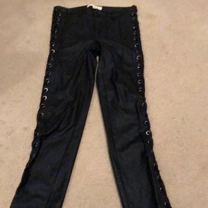 Black sexy leggings/pants